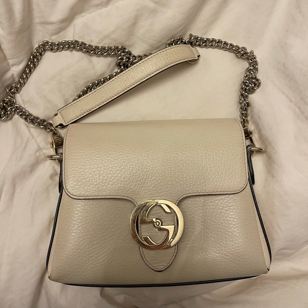 White Gucci bag